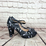 Bats Court High Heels with Straps