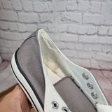 Sneakers grey. Plain or customized .flaw.